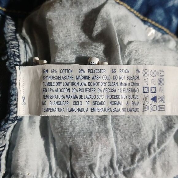 55503.Forever21 Bleached Jean Short Shorts Size 27 - Picture 5 of 5